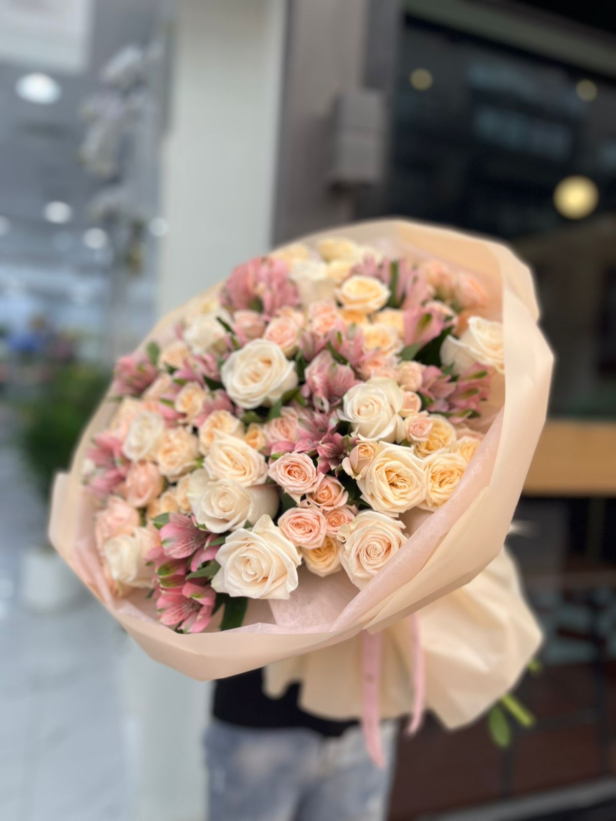 Fresh Baby Roses Ice Peach & Pink Bouquet