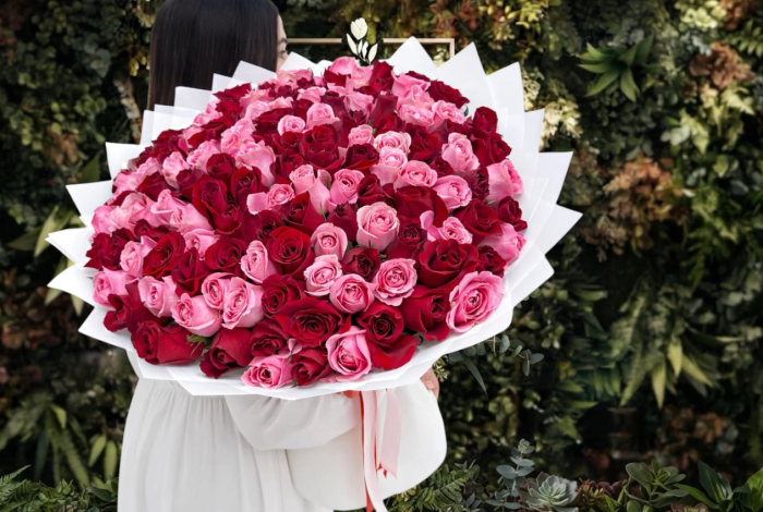 Big 100 roses Love Symphony Bouquet