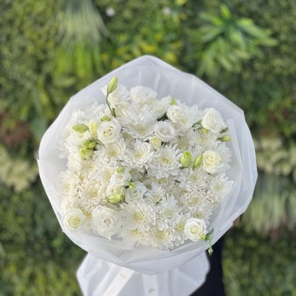 Isabella hand bouquet