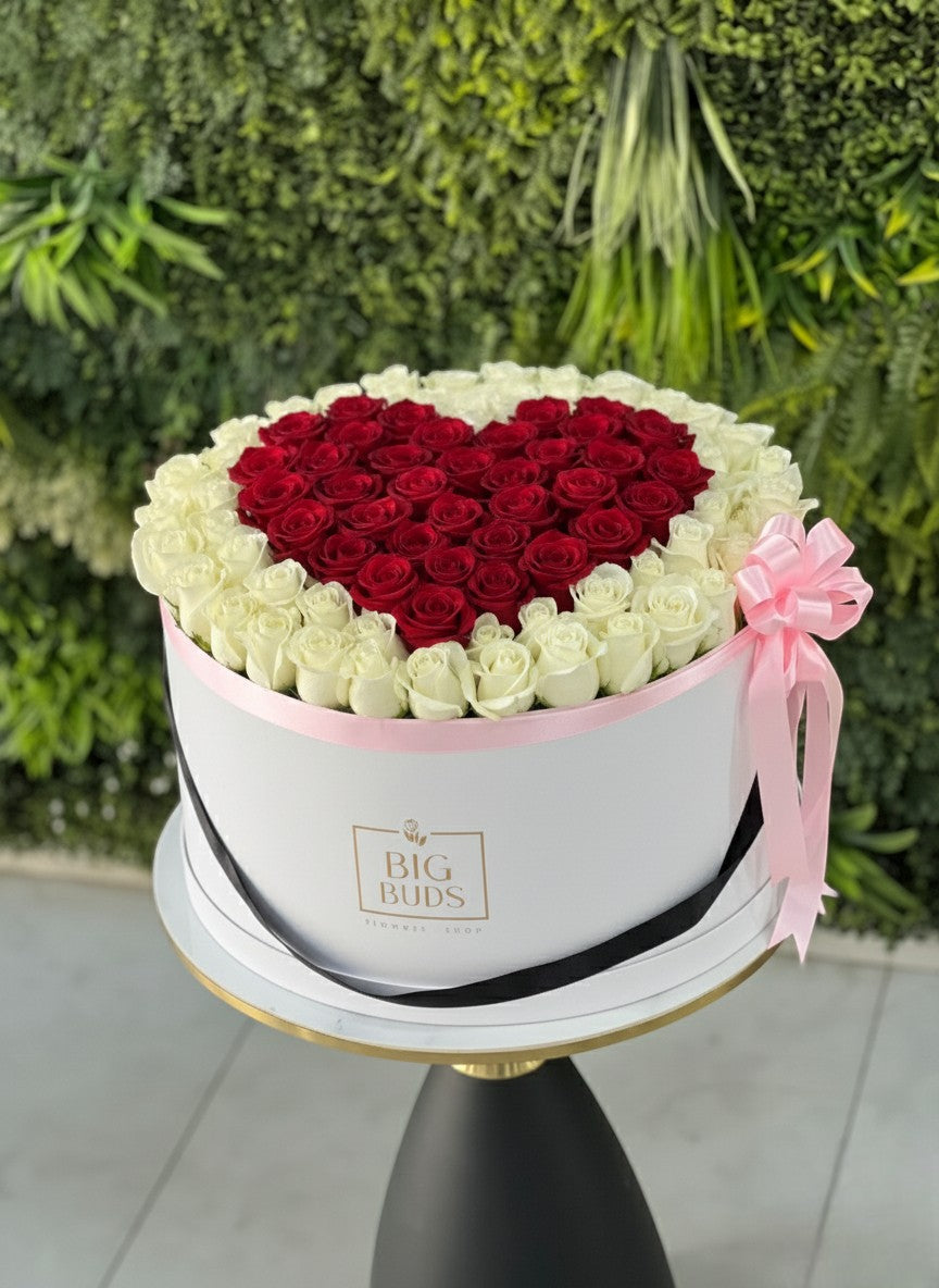 BBF Grandiose Heart Rose Box