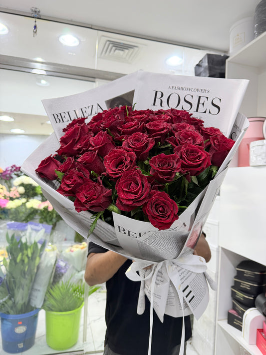 Luxury Bouquet: 35 Fresh Red Roses