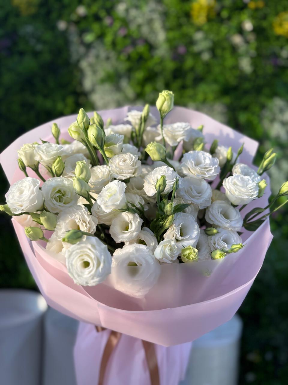 Premium Flowers White Eustoma