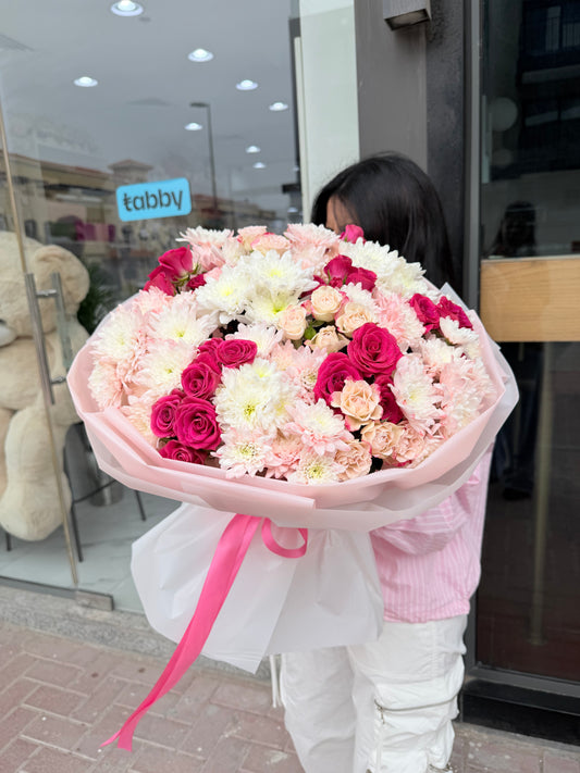 🌸 Timeless Elegance: Blush & White Artisan Bouquet