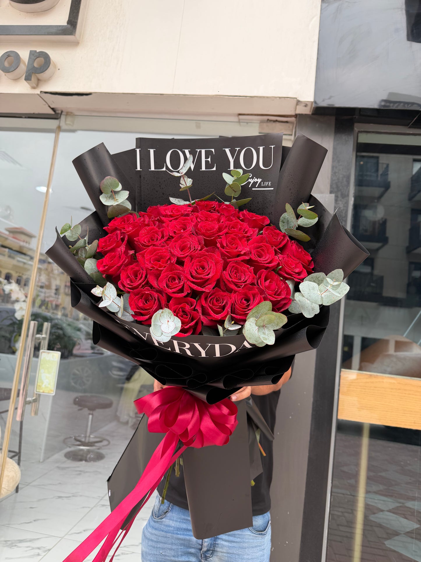 Love You Everyday Hand Bouquet
