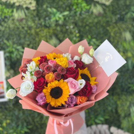 Golden Bloom Delight Bouquet