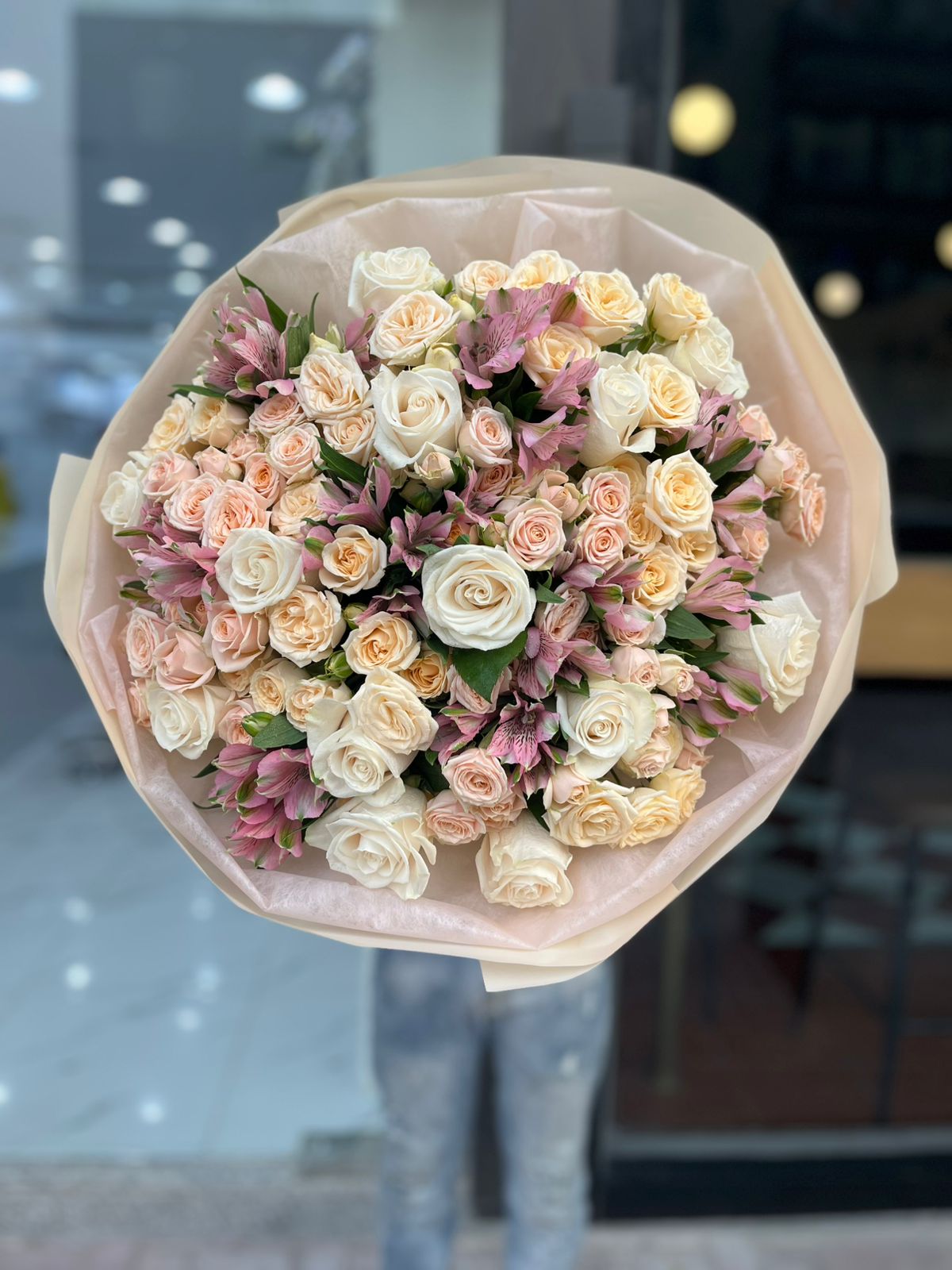 Fresh Baby Roses Ice Peach & Pink Bouquet