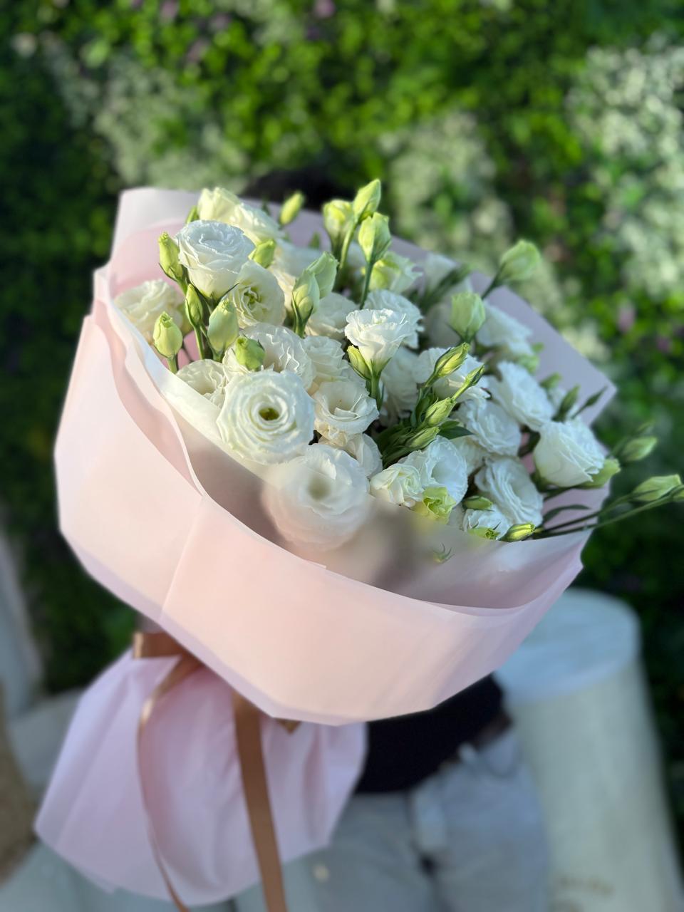 Premium Flowers White Eustoma