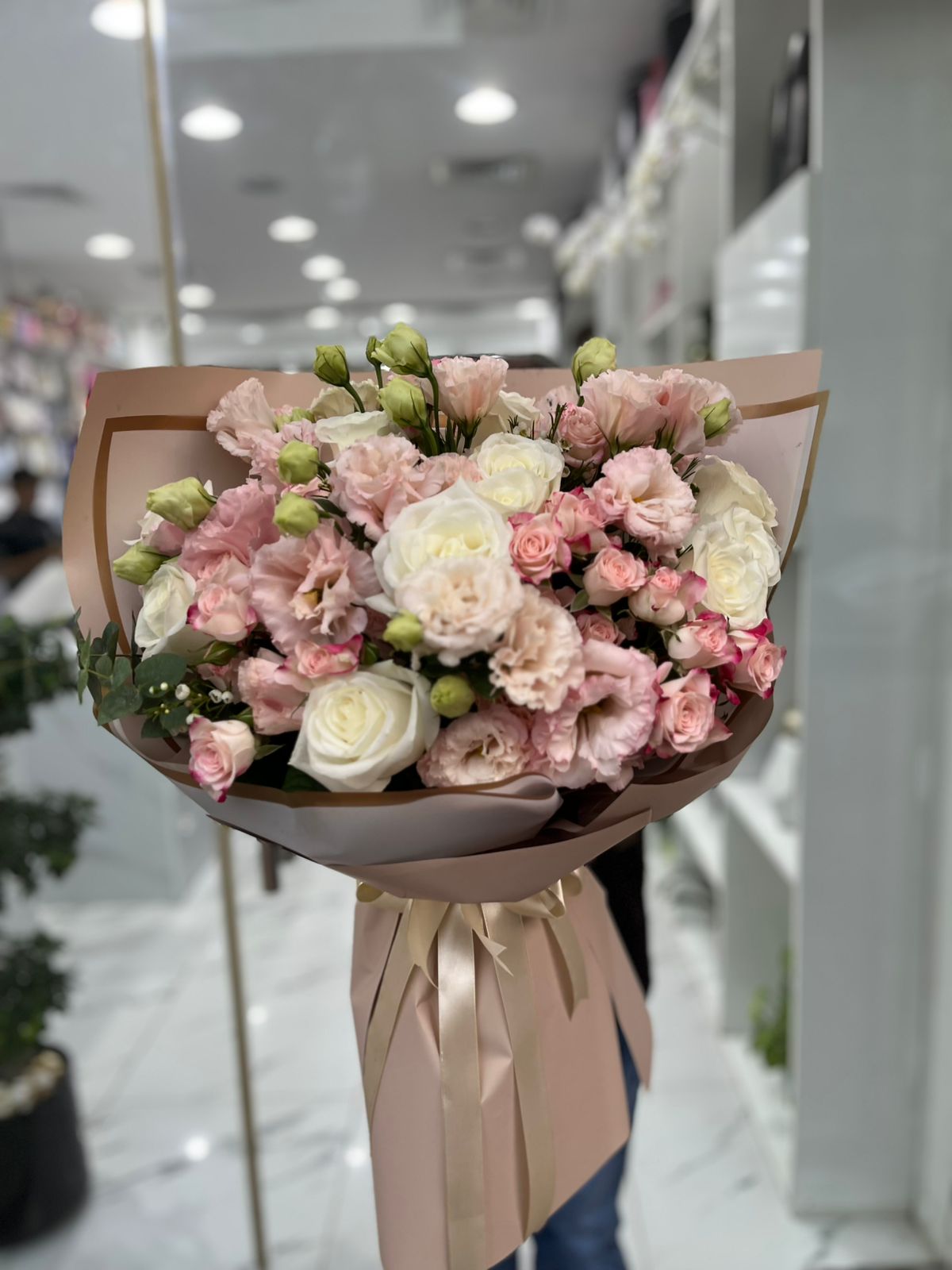 Mona Bouquet